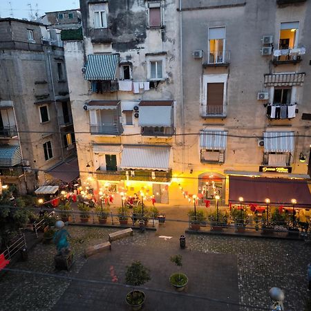 Casa Del Girasole Apartment Napoli Bagian luar foto