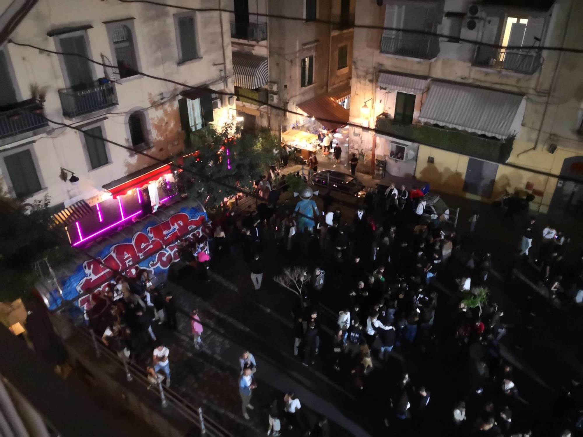 Casa Del Girasole Apartment Napoli Bagian luar foto