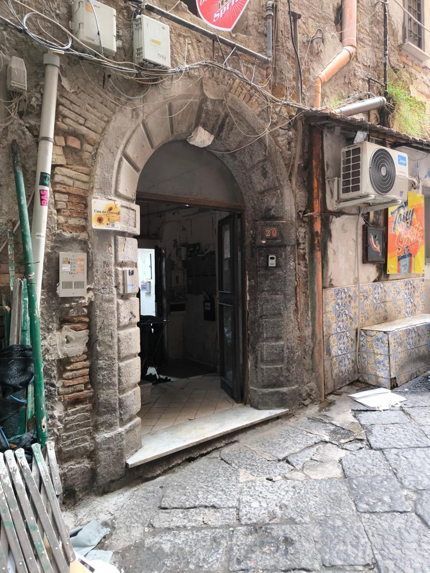 Casa Del Girasole Apartment Napoli Bagian luar foto