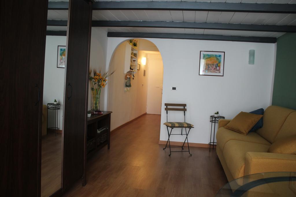 Casa Del Girasole Apartment Napoli Bagian luar foto