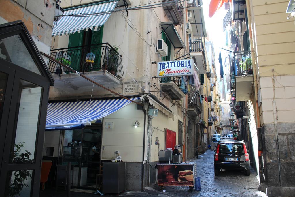Casa Del Girasole Apartment Napoli Bagian luar foto
